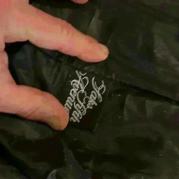 Saks Fifth Avenue tote bag, pink snakeskin, open, no closure, 10”handle,17”x 14” - Picture 6 of 7